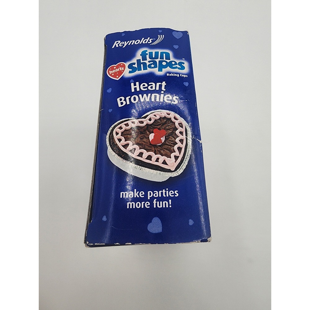 Reynolds Fun Shapes Heart Foil Baking Cups 24 Count 3.5oz